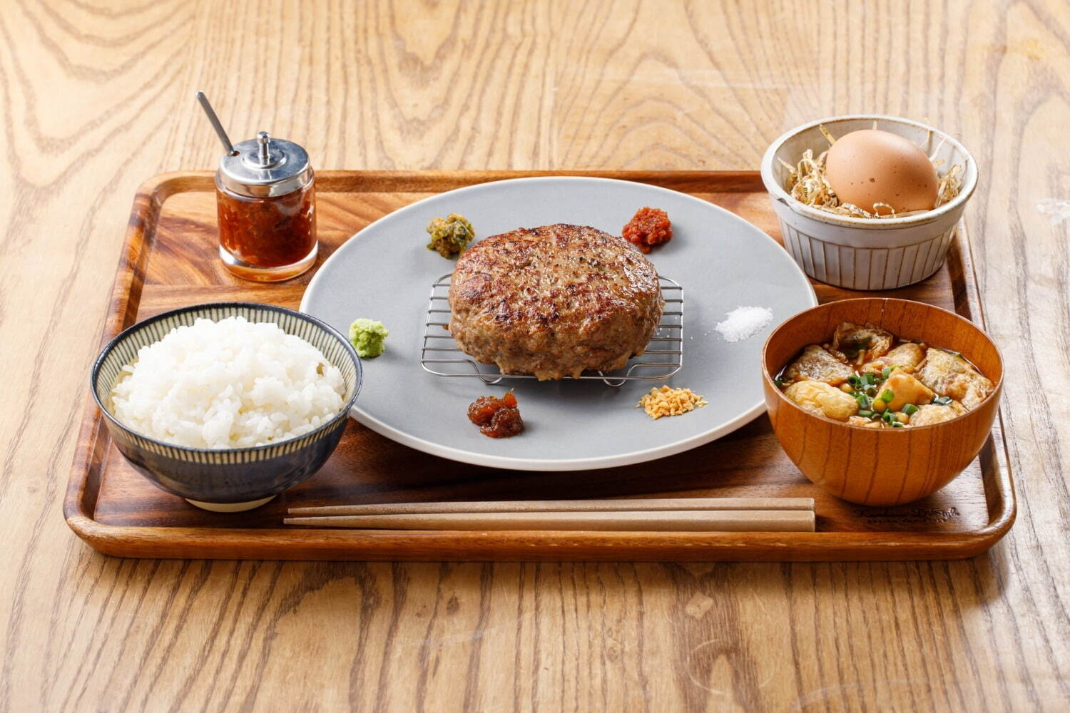 名古屋発ハンバーグの人気店「挽き肉のトリコ」渋谷に新店舗、味変しながら味わう“究極のハンバーグ定食”｜写真1