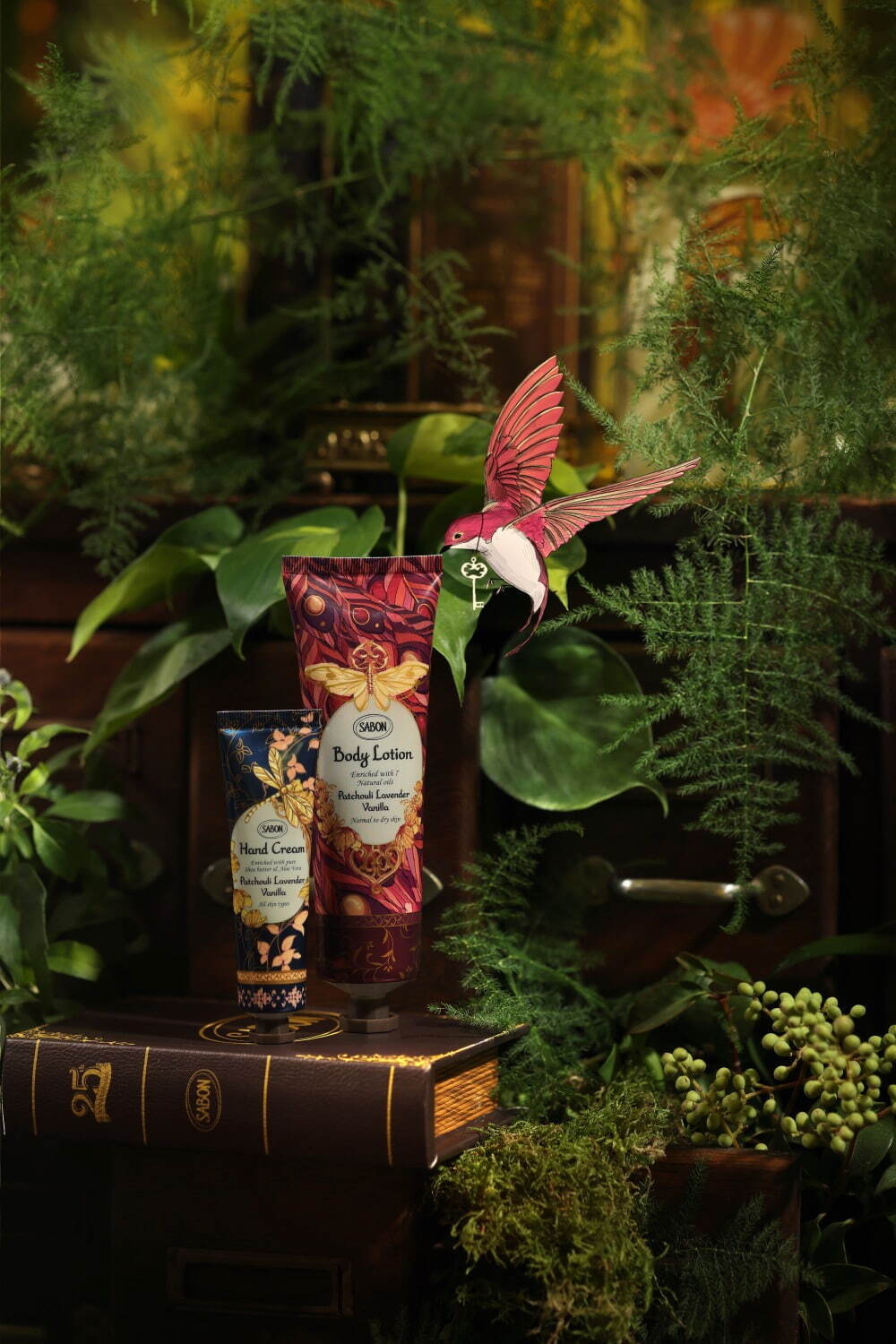 SABONのベストセラー「パチュリ・ラベンダー・バニラ」“鳥＆蝶 