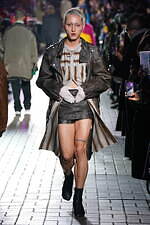 メゾン ミハラヤスヒロ 2022-23年秋冬コレクション - 90年代東京のカルチャーを再構築｜写真5