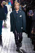 メゾン ミハラヤスヒロ 2022-23年秋冬コレクション - 90年代東京のカルチャーを再構築｜写真13