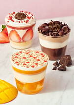 アトリエ ドゥ ゴディバのバレンタイン限定スイーツ、ジューシー苺×ホワイトチョコのパフェなど｜写真2