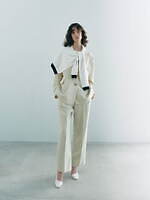 スナイデル2022年春のワンピース、ヘルシー肌見せパフスリーブドレスやフリルカラーワンピ｜写真17