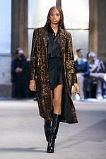 アミ パリス 2022年秋冬コレクション - パリのムードを纏う｜写真2