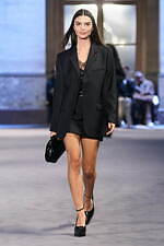 アミ パリス 2022年秋冬コレクション - パリのムードを纏う｜写真15