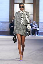 アミ パリス 2022年秋冬コレクション - パリのムードを纏う｜写真21