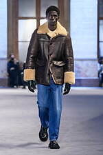 アミ パリス 2022年秋冬コレクション - パリのムードを纏う｜写真25