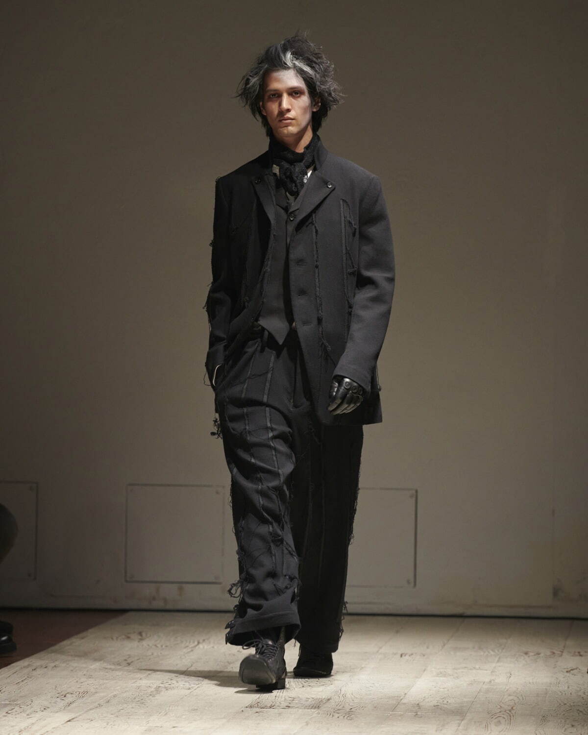 期間限定SALE YohjiYamamoto+NOIR  ヨウジヤマモト 牛革