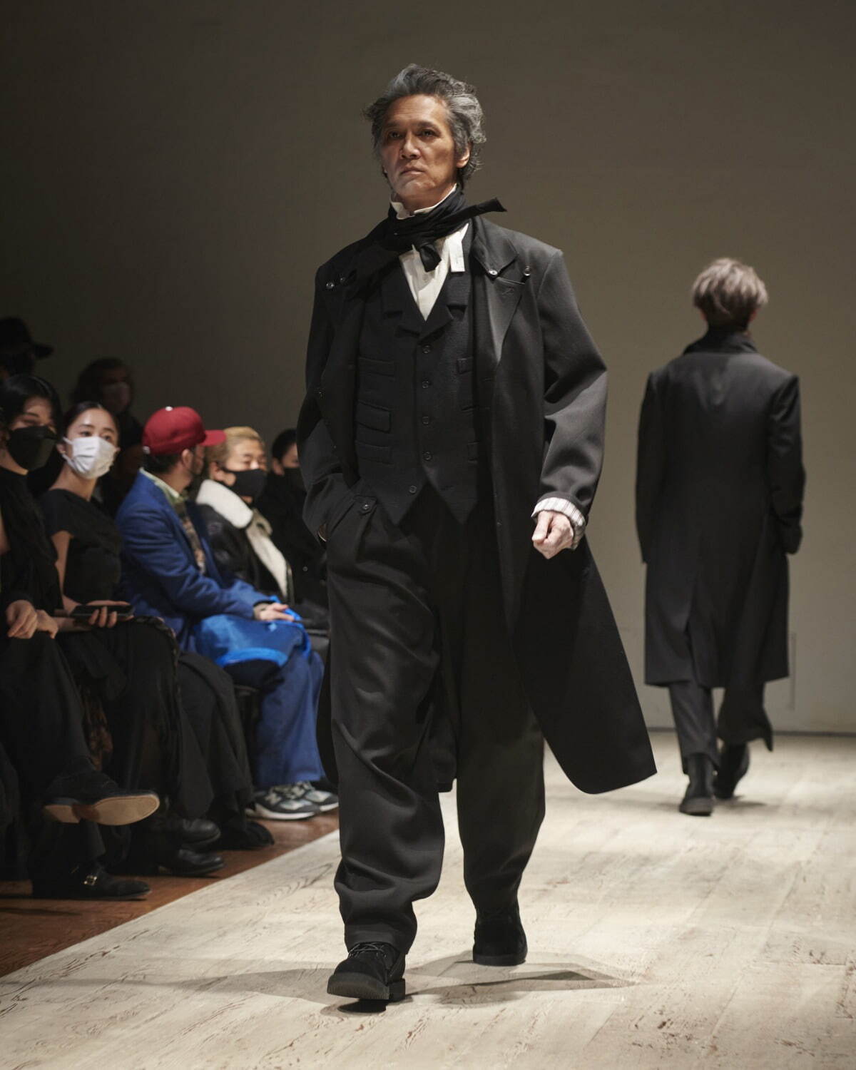 ヨウジヤマモト(Yohji Yamamoto) 2022-23年秋冬メンズコレクション