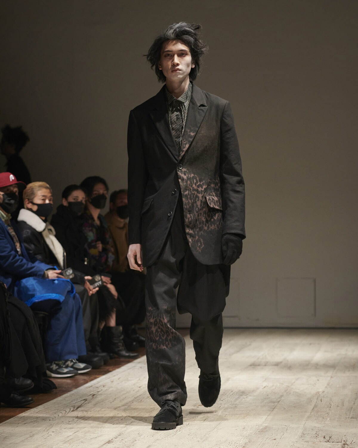 ヨウジヤマモト(Yohji Yamamoto) 2022-23年秋冬メンズコレクション  - 写真11