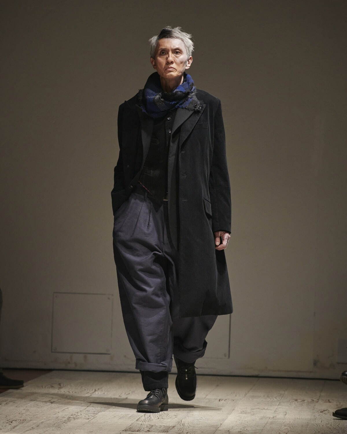 ヨウジヤマモト(Yohji Yamamoto) 2022-23年秋冬メンズコレクション ...