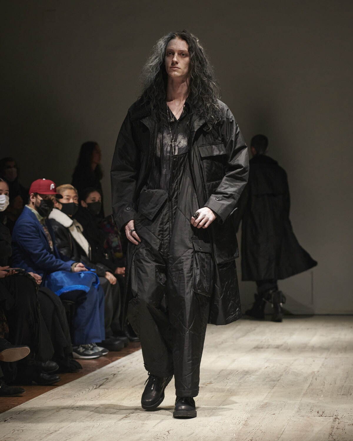 ヨウジヤマモト(Yohji Yamamoto) 2022-23年秋冬メンズコレクション  - 写真16