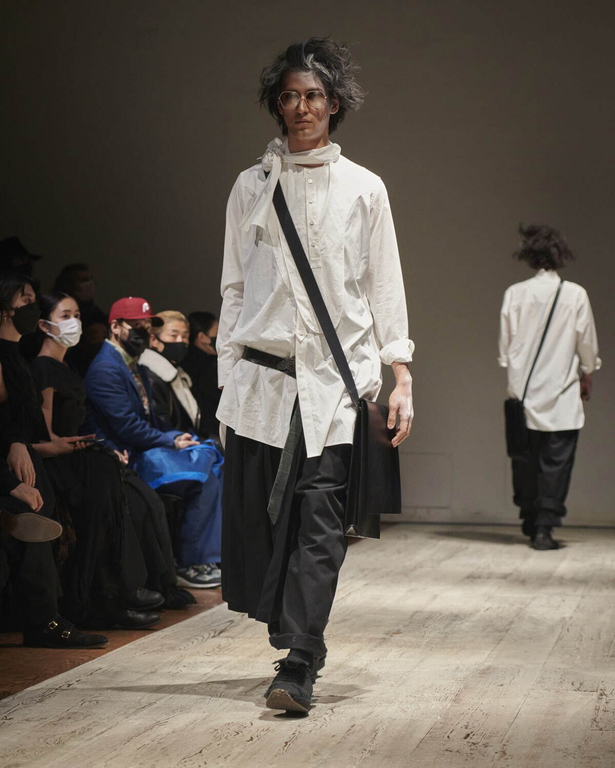 ヨウジヤマモト(Yohji Yamamoto) 2022-23年秋冬メンズコレクション  - 写真32