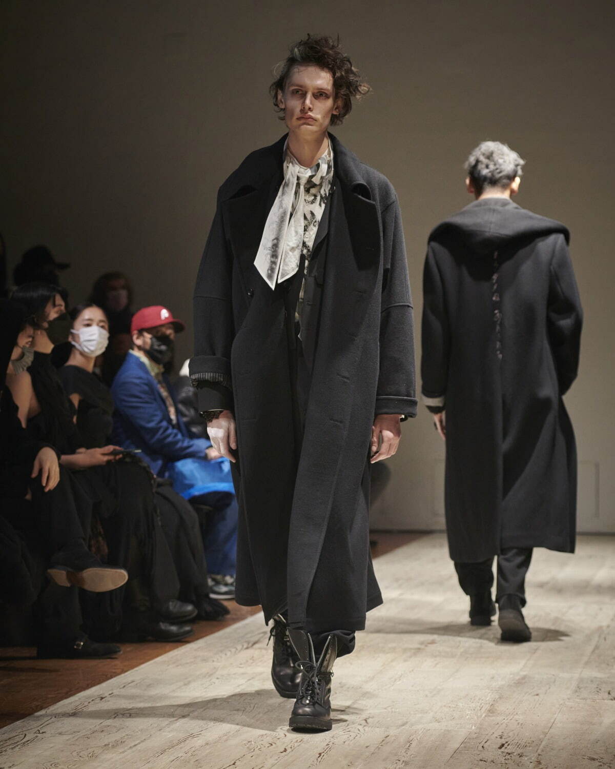 ヨウジヤマモト(Yohji Yamamoto) 2022-23年秋冬メンズコレクション  - 写真37