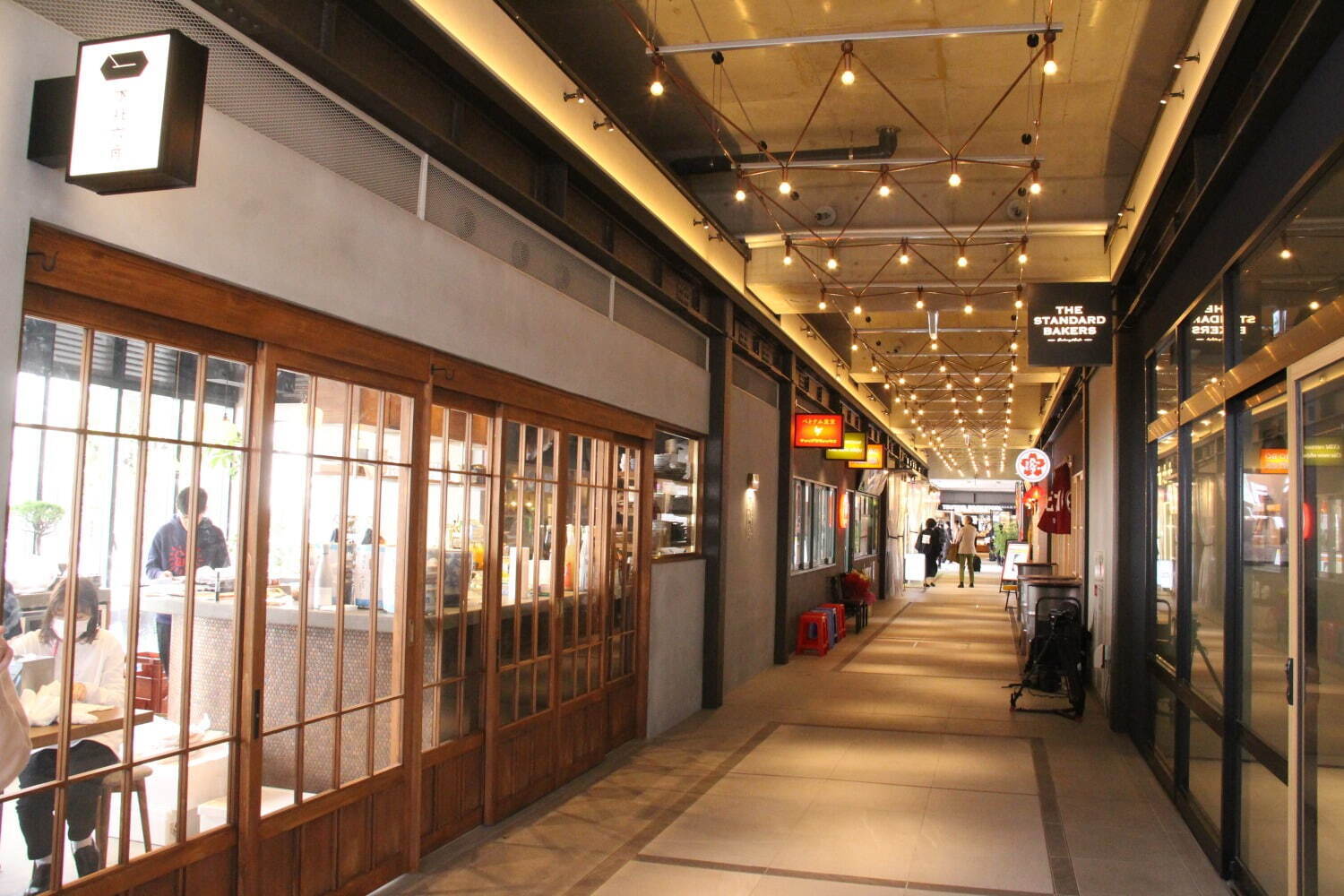 ミカン下北 京王井の頭線下北沢駅の新高架下施設に古着屋 人気ベーカリーなど19店舗 ファッションプレス