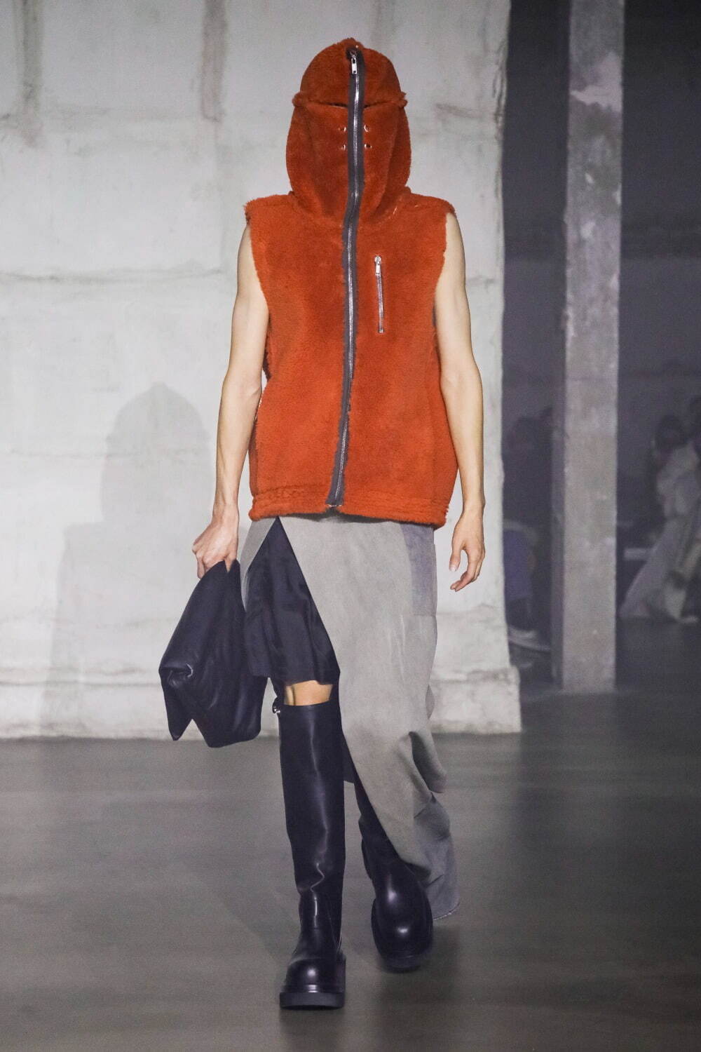 リック・オウエンス(Rick Owens) 2022-23年秋冬メンズコレクション  - 写真21