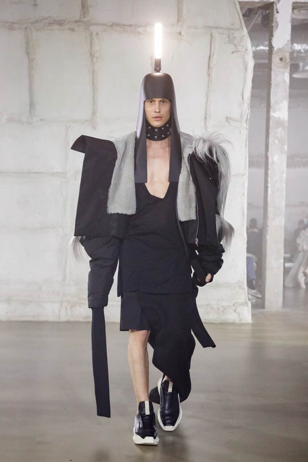 リック・オウエンス(Rick Owens) 2022-23年秋冬メンズコレクション  - 写真30