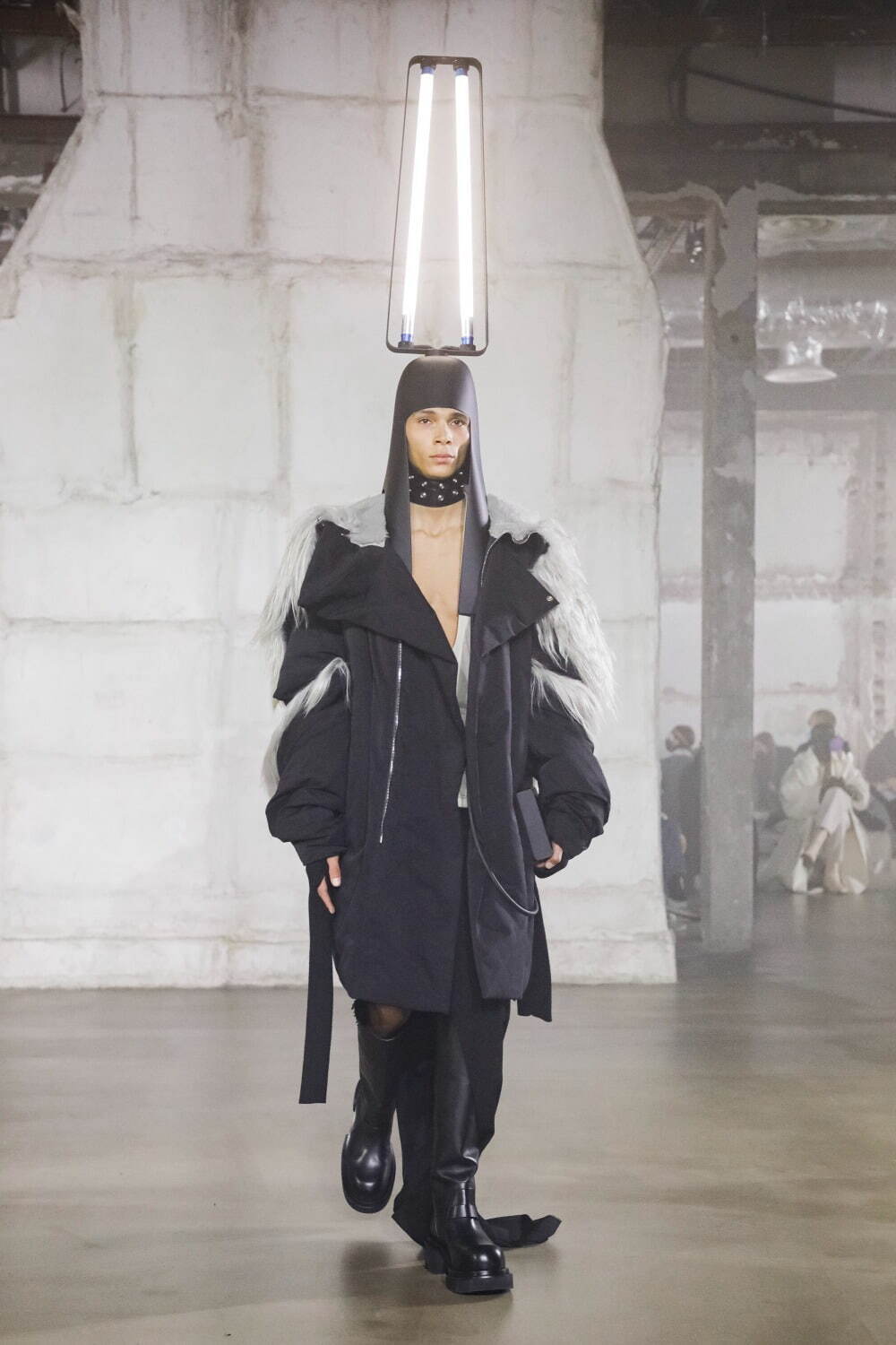 リック・オウエンス(Rick Owens) 2022-23年秋冬メンズコレクション  - 写真35