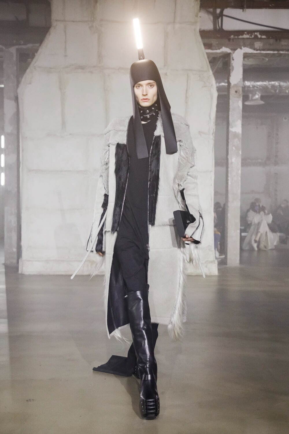 リック・オウエンス(Rick Owens) 2022-23年秋冬メンズコレクション  - 写真40