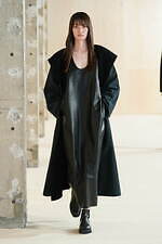 オーラリー 2022年秋冬コレクション - 光のあわい｜写真10