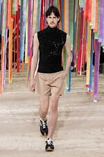 ロエベ 2022年秋冬コレクション - “変容された現実世界”を出発点に｜写真4