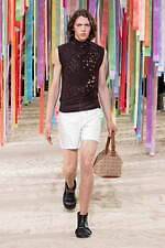 ロエベ 2022年秋冬コレクション - “変容された現実世界”を出発点に｜写真6