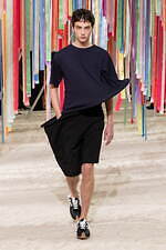 ロエベ 2022年秋冬コレクション - “変容された現実世界”を出発点に｜写真9