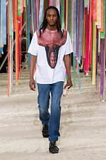 ロエベ 2022年秋冬コレクション - “変容された現実世界”を出発点に｜写真41