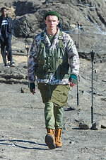 ホワイトマウンテニアリング2022年秋冬メンズコレクション - 幾何学的な都市のリズム｜写真25