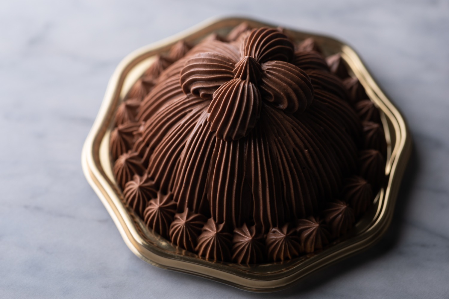 東京會舘のバレンタイン「マロンシャンテリーショコラ」とろける栗×チョコクリームの限定モンブラン