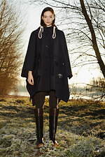 プラン シー 2022-23年秋冬コレクション、屋外の自由な空気を感じて｜写真5