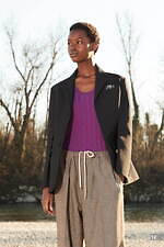 プラン シー 2022-23年秋冬コレクション、屋外の自由な空気を感じて｜写真13