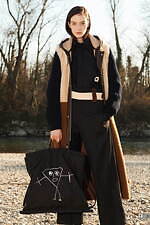 プラン シー 2022-23年秋冬コレクション、屋外の自由な空気を感じて｜写真14