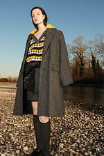 プラン シー 2022-23年秋冬コレクション、屋外の自由な空気を感じて｜写真17