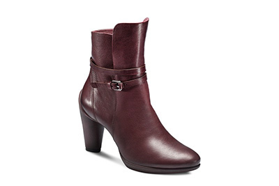 デンマーク発ブランド「エコー」都内に75人のモデルが出没＆ウォーキング