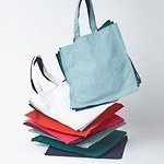 グッド グッズ イッセイ ミヤケ新作トートバッグ、"色紙"を重ねたようなデザイン｜写真2