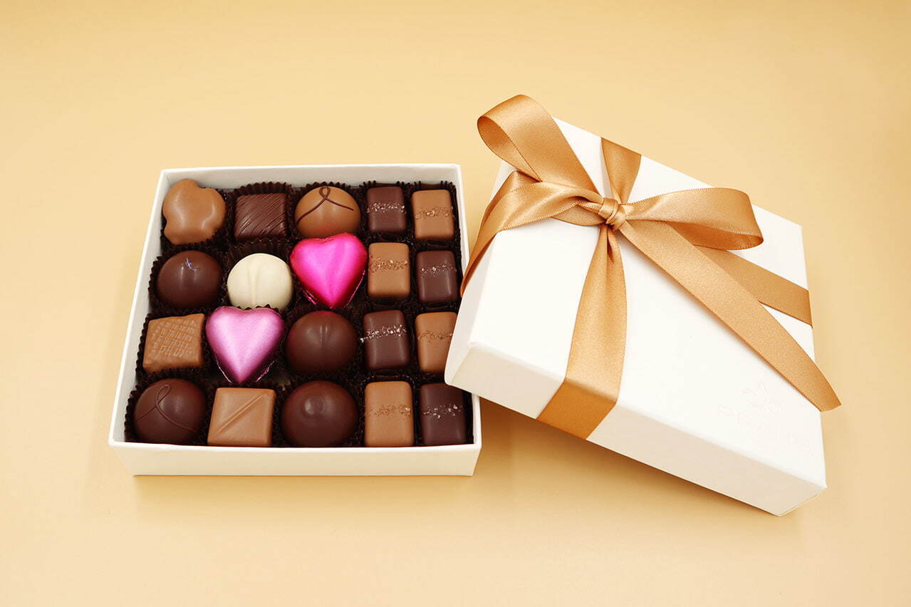 フランズ チョコレートの22年バレンタイン“ソルトキャラメル”や“ウーロンティー”のチョコアソート｜写真3