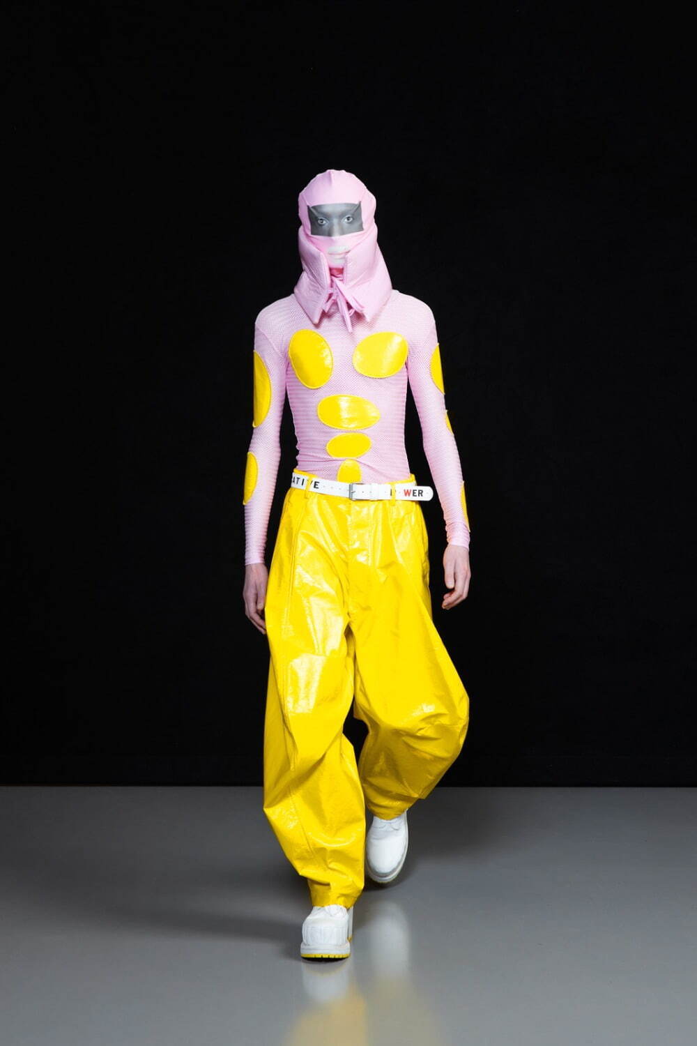 ウォルター ヴァン ベイレンドンク(Walter Van Beirendonck) 2022-23年秋冬ウィメンズ&メンズコレクション  - 写真29