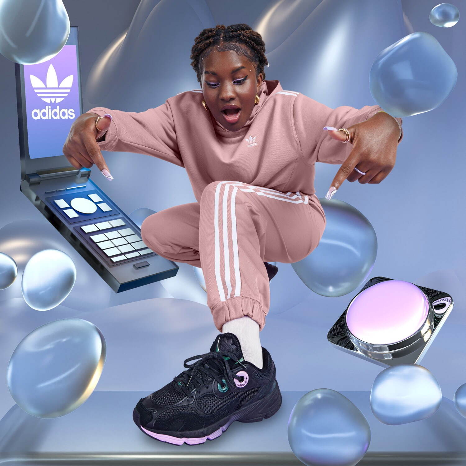 アディダス オリジナルス(adidas Originals) アディダス アスター W｜写真1