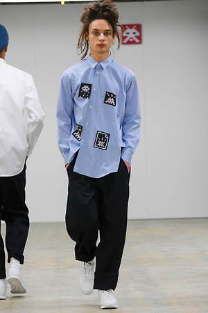 w300_CDG_SHIRTS_2022aw_003.jpg