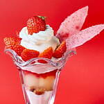 東京ミッドタウンのいちごスイーツフェア「至福のいちごを召しあがれ」王道パフェから和スイーツまで｜写真1