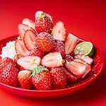 東京ミッドタウンのいちごスイーツフェア「至福のいちごを召しあがれ」王道パフェから和スイーツまで｜写真5