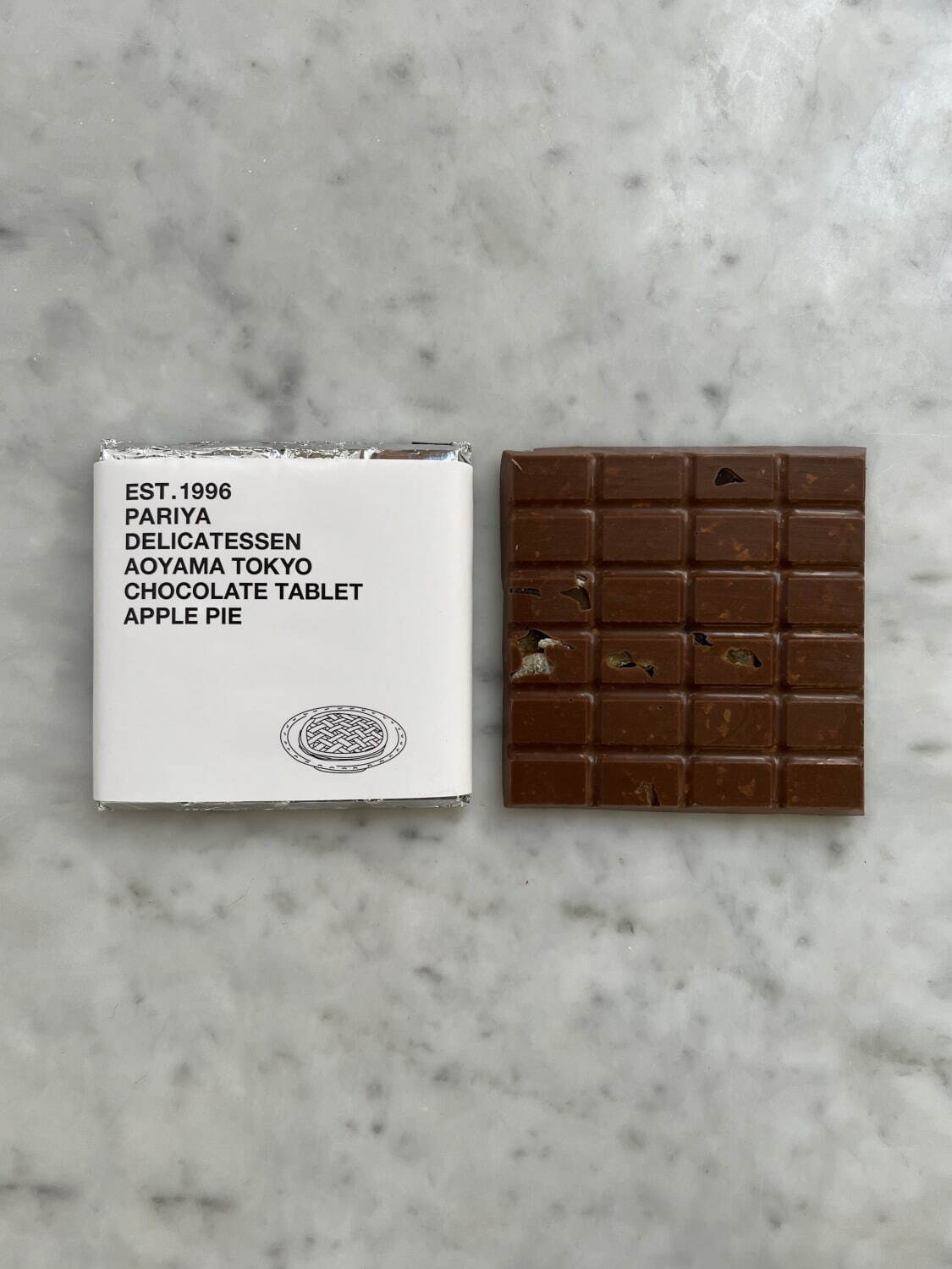 パリヤ デリカテッセン“世界の定番スイーツ”がタブレットチョコに、苺ミルフィーユやアップルパイなど｜写真6