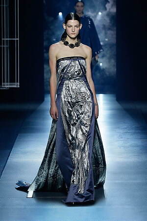 フェンディ オートクチュール(FENDI Haute Couture ) 2022年春夏ウィメンズコレクション  - 写真17