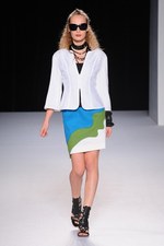 タエアシダ 2014年春夏コレクション - 柄と素材で創る大人のリゾートスタイル｜写真29