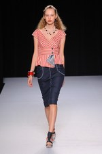 タエアシダ 2014年春夏コレクション - 柄と素材で創る大人のリゾートスタイル｜写真38