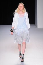 タエアシダ 2014年春夏コレクション - 柄と素材で創る大人のリゾートスタイル｜写真51