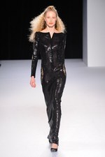 タエアシダ 2014年春夏コレクション - 柄と素材で創る大人のリゾートスタイル｜写真77