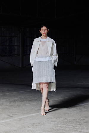 ミディウミソリッド(MIDIUMISOLID) 2022年春夏ウィメンズ&メンズコレクション  - 写真34