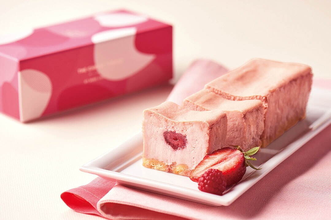 「苺とフランボワーズのチーズテリーヌ」1本 3,200円