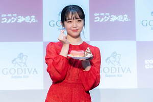 コメダ珈琲店(Komeda's coffee), ゴディバ(GODIVA) シロノワール きゅんハート｜写真2
